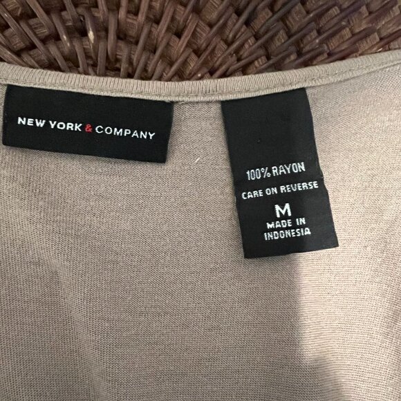 New York & Company beige tank top with ruffles, Size Medium - Picture 4 of 4